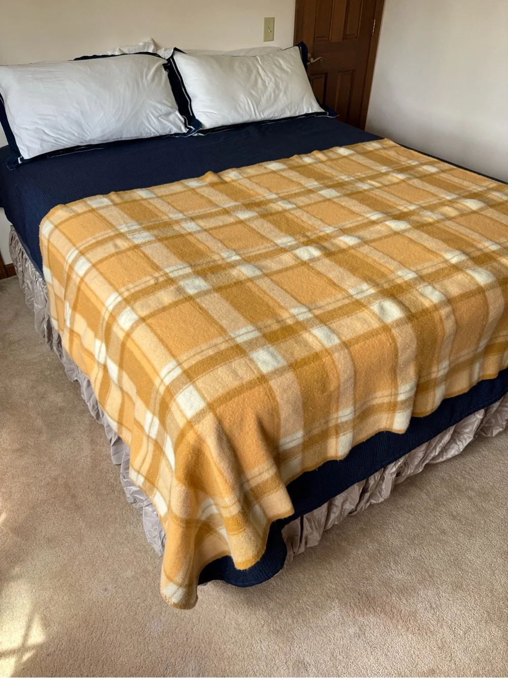 Invicta Australian Wool Plaid Throw Blanket Camel Cream Plaid Check 57x80 Queen